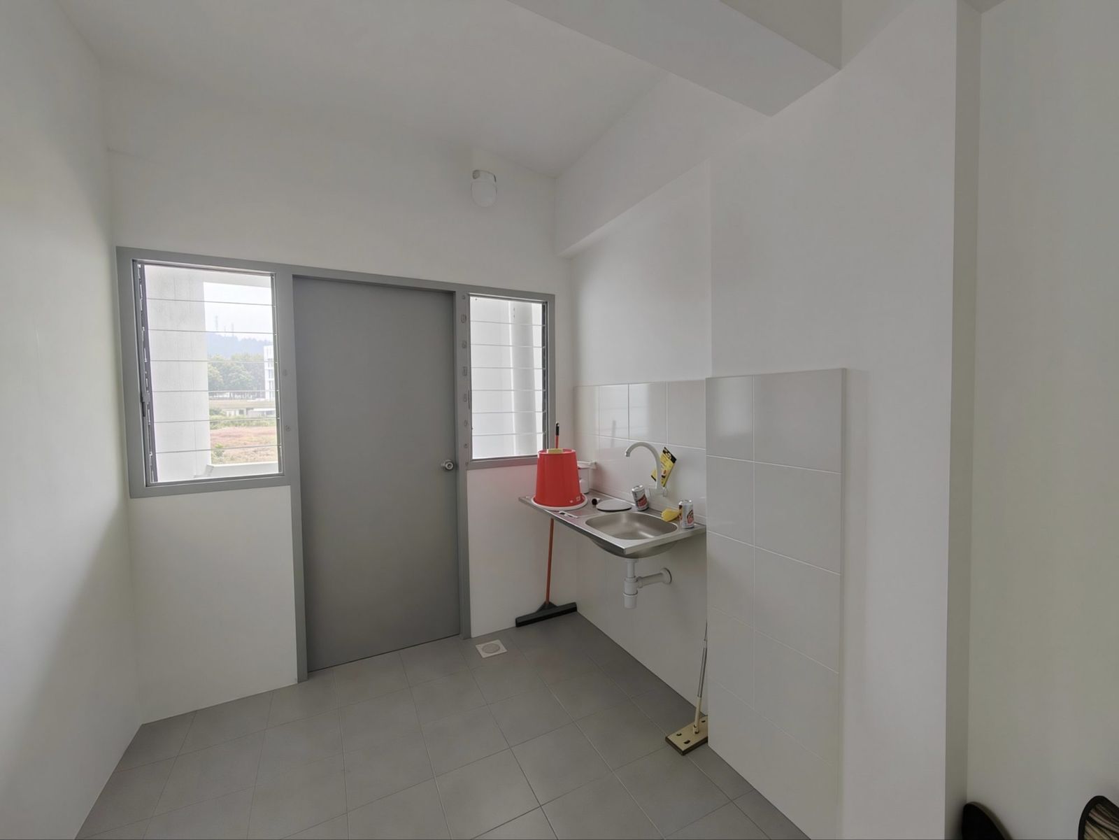 Apartment For Rent @ Taman Scientex Utama Senai | 3 Rooms | 2 Baths | RM1,400 - Image 10