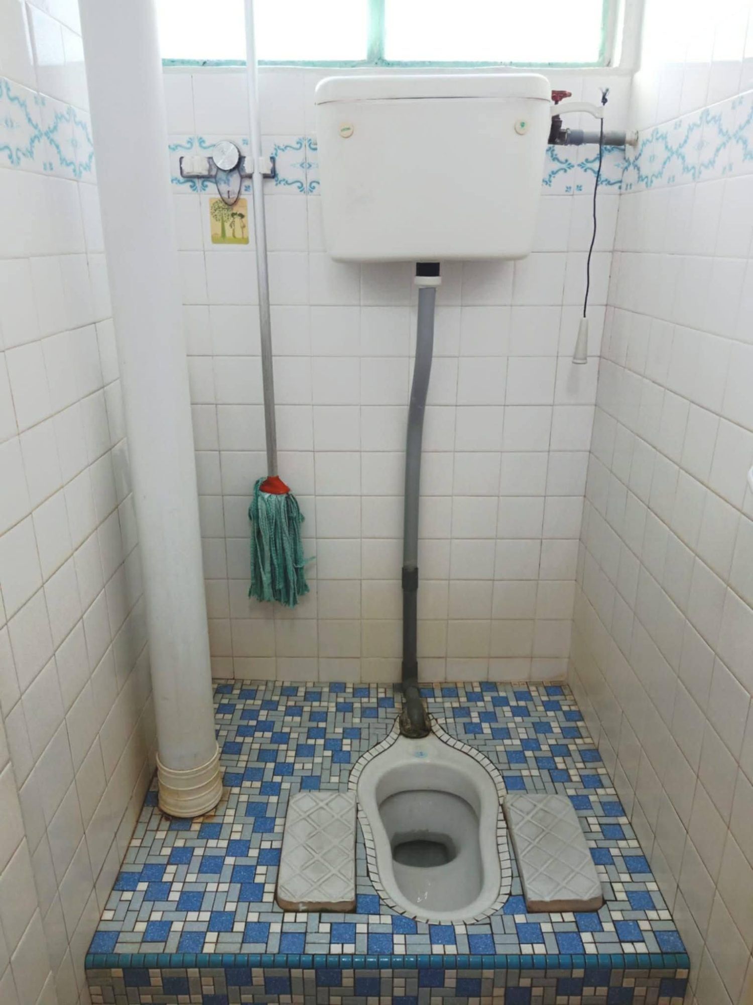 Affordable, very clean and bright 2-bedroom Flat in Melaka Center (first floor, corner lot) - Image 9