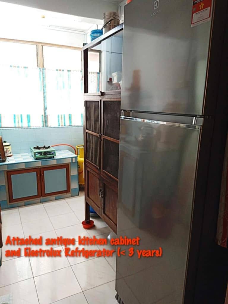 Affordable, very clean and bright 2-bedroom Flat in Melaka Center (first floor, corner lot) - Image 6