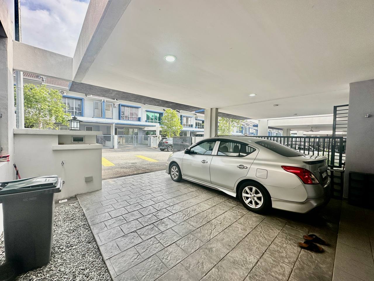 DOUBLE STOREY INTERMEDIATE TERRACE HOUSE, LAMAN ANGGERIK, NILAI IMPIAN, NILAI. - Image 4