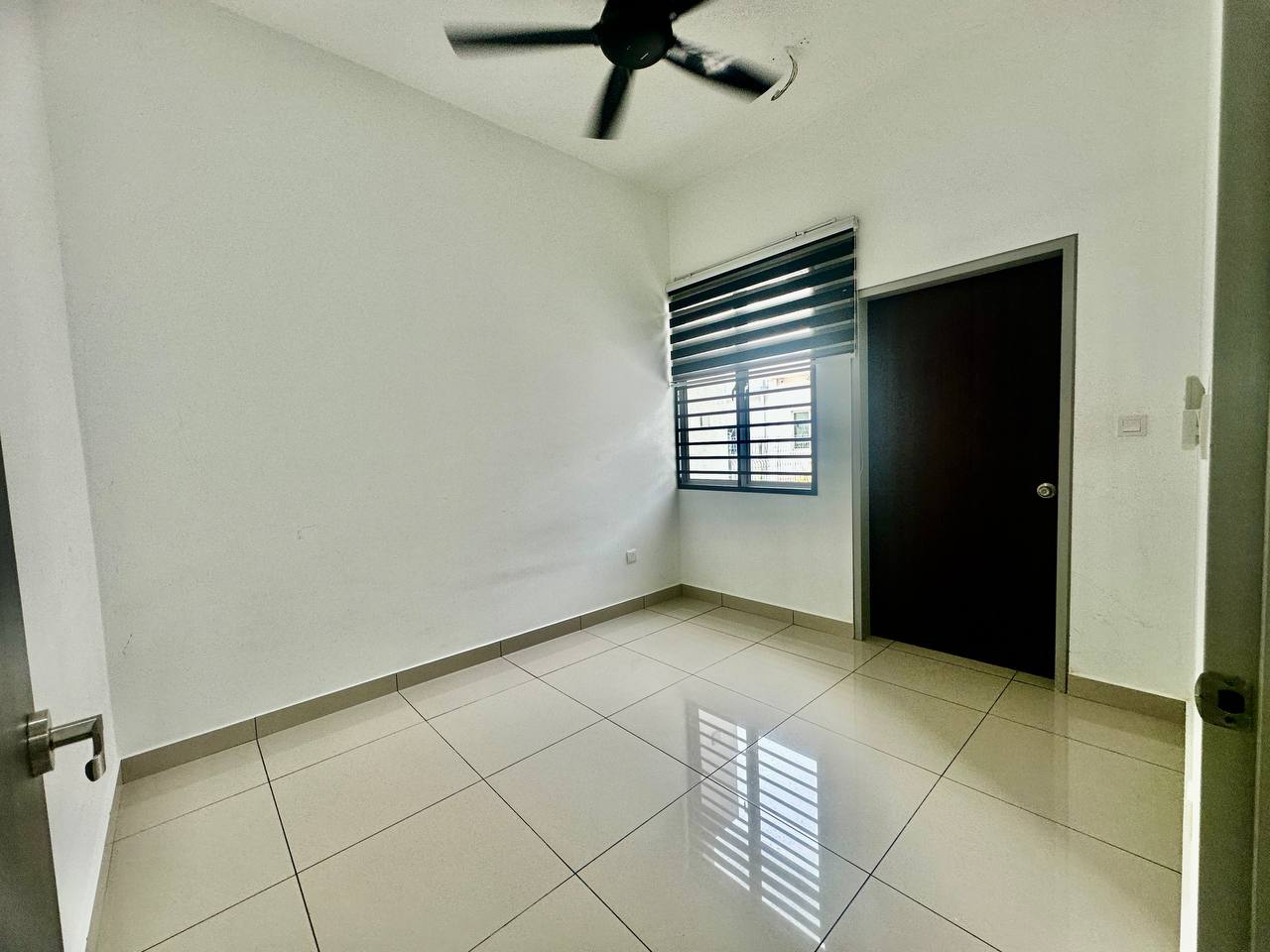 DOUBLE STOREY INTERMEDIATE TERRACE HOUSE, LAMAN ANGGERIK, NILAI IMPIAN, NILAI. - Image 9