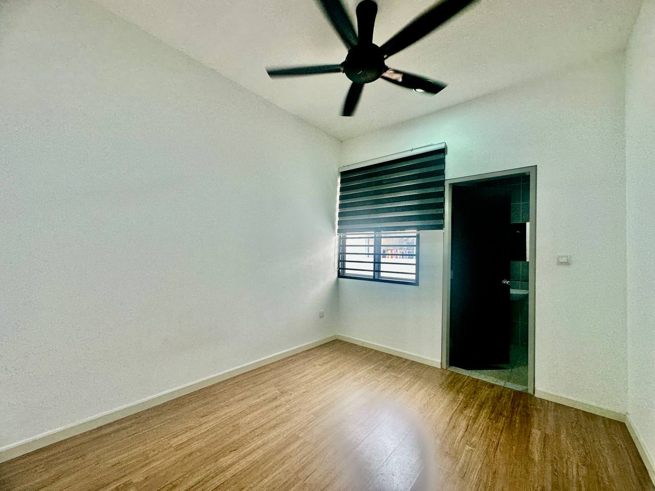 DOUBLE STOREY INTERMEDIATE TERRACE HOUSE, LAMAN ANGGERIK, NILAI IMPIAN, NILAI. - Image 18