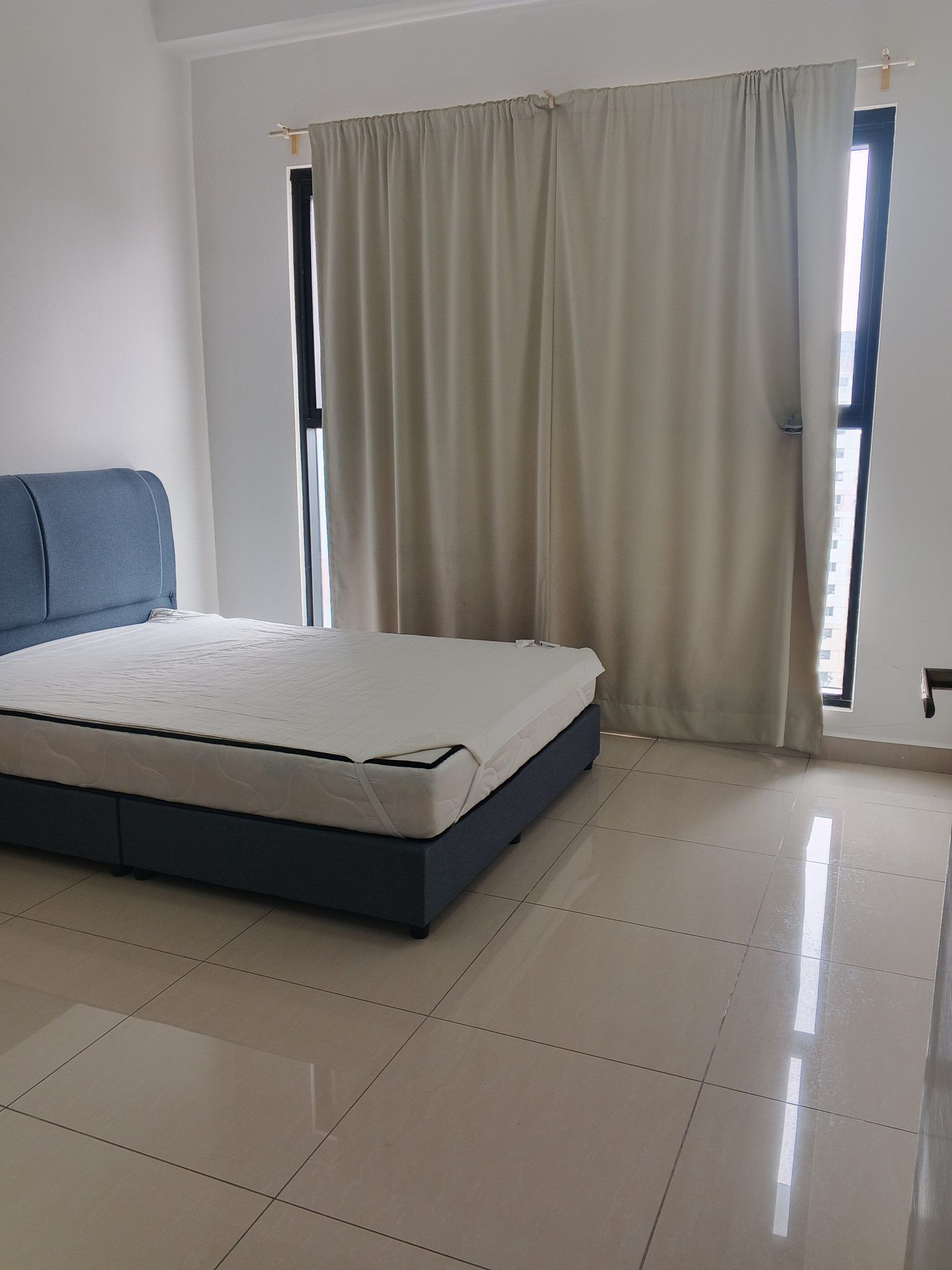 Glomac Centro Kayu Ara female unit Master room for rent Petaling jaya Kayu Ara  - Image 1
