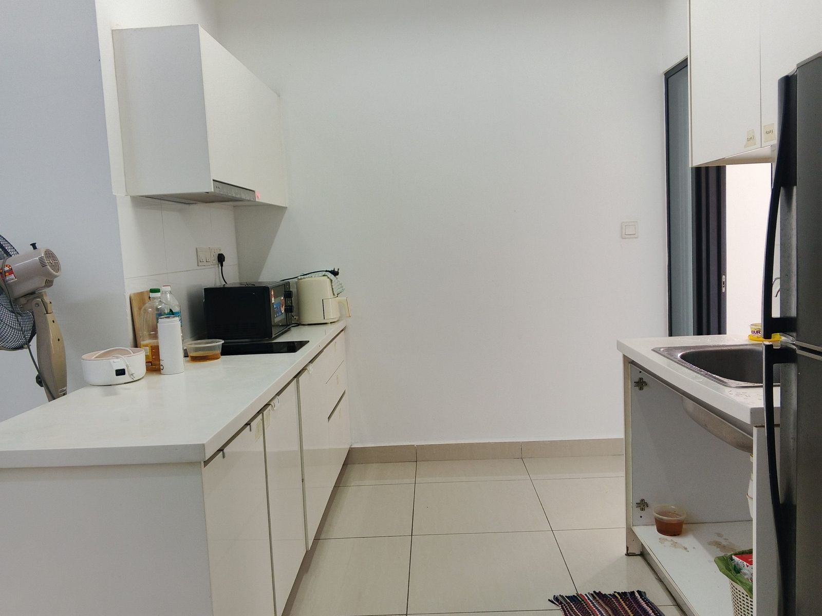 Glomac Centro Kayu Ara female unit Master room for rent Petaling jaya Kayu Ara  - Image 3