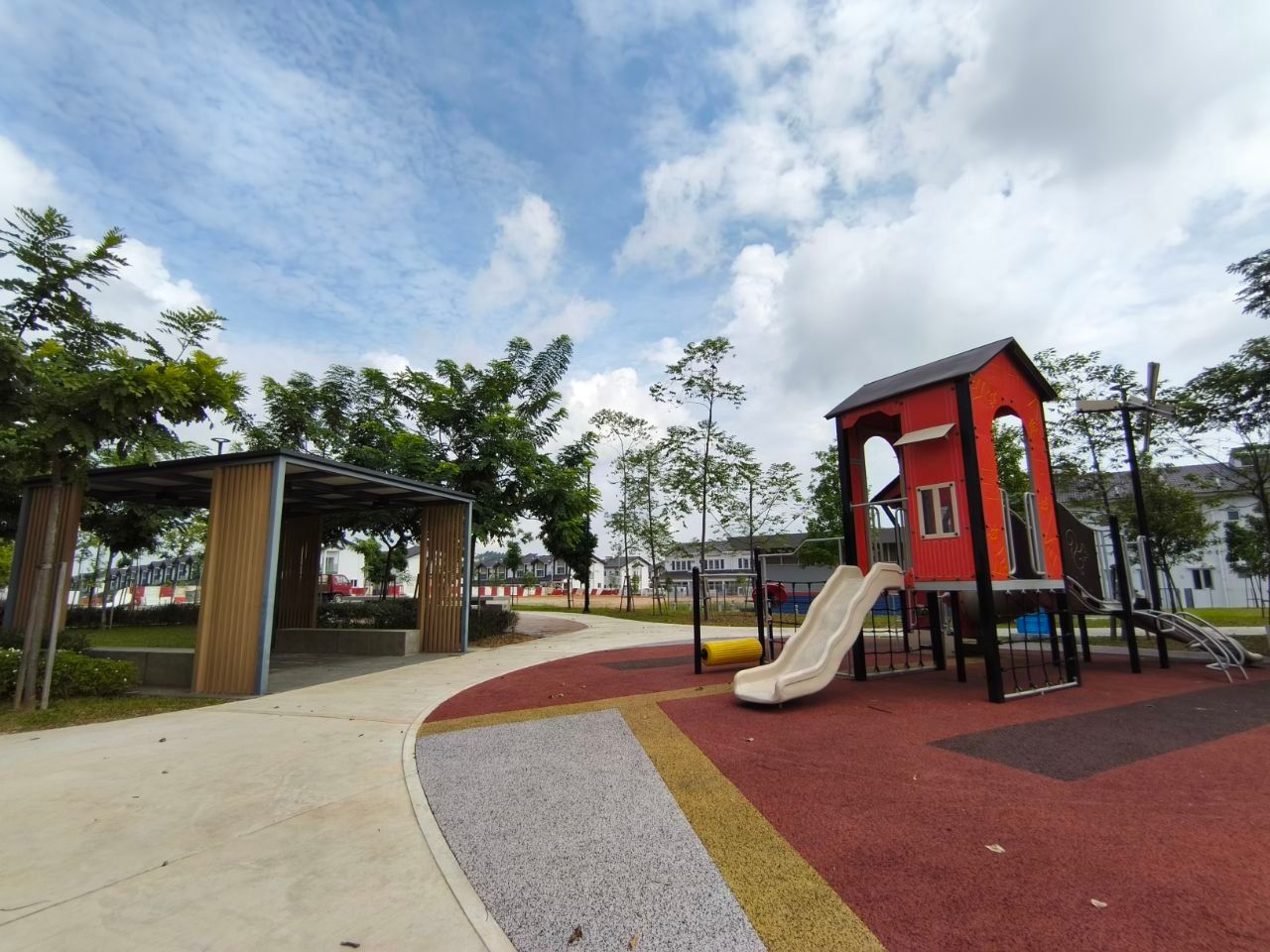 SEMI FURNISHED DOUBLE STOREY, M SENYUMIA, BANDAR BARU SALAK TINGGI, SELANGOR - Image 11