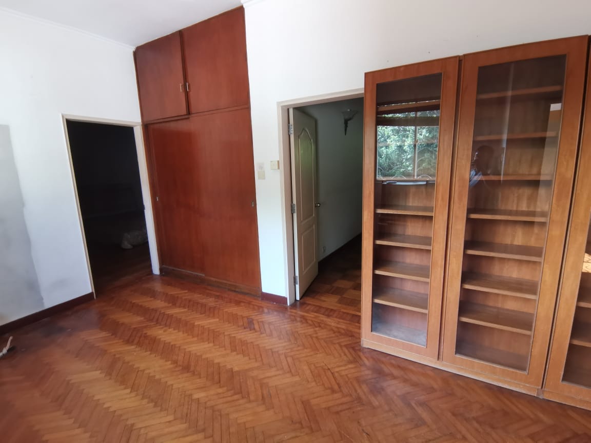 Section 12 PJ Spacious Bungalow For Sale - Image 14