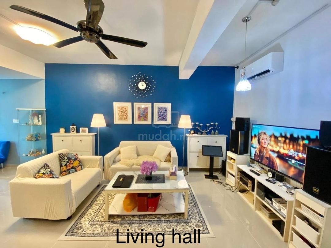 Living room - 2.5 Storey Fully Renovated Terrace House @ Taman Muhibbah Saleng, Senai – Freehold Non-Bumi RM499K - Image 5