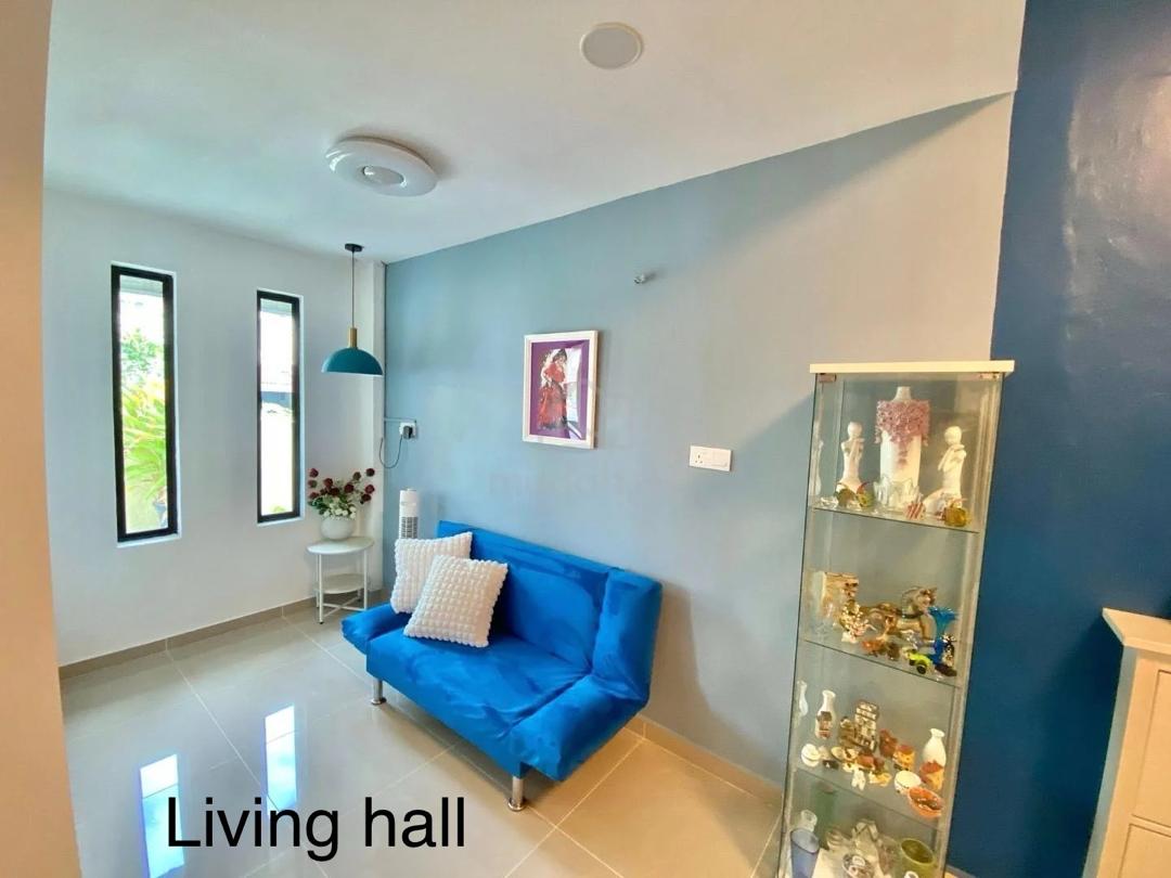 Living room - 2.5 Storey Fully Renovated Terrace House @ Taman Muhibbah Saleng, Senai – Freehold Non-Bumi RM499K - Image 9