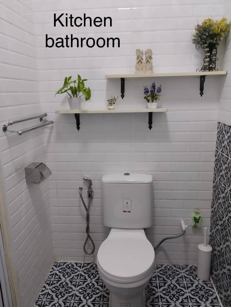 Bathroom - 2.5 Storey Fully Renovated Terrace House @ Taman Muhibbah Saleng, Senai – Freehold Non-Bumi RM499K - Image 18