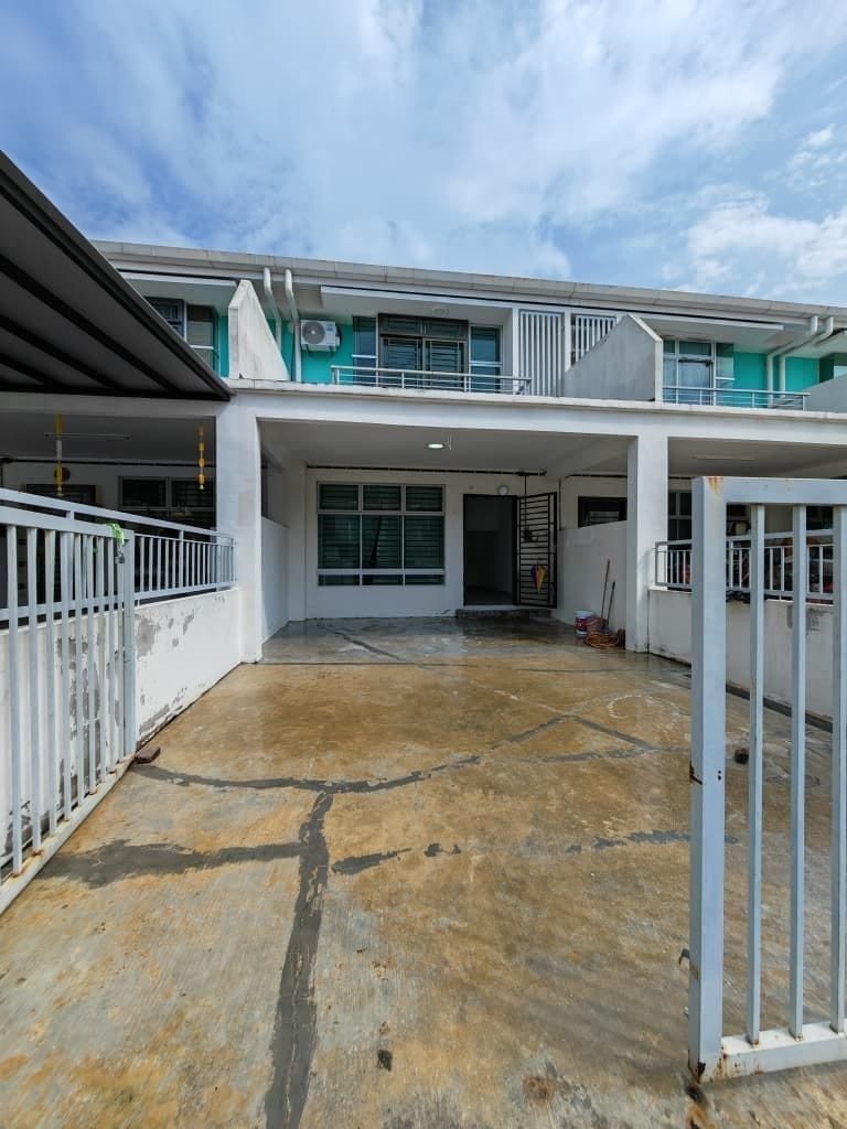Taman Pulai Mutiara 2 Skudai Double Storey House for Sale | RM580K - Image 1