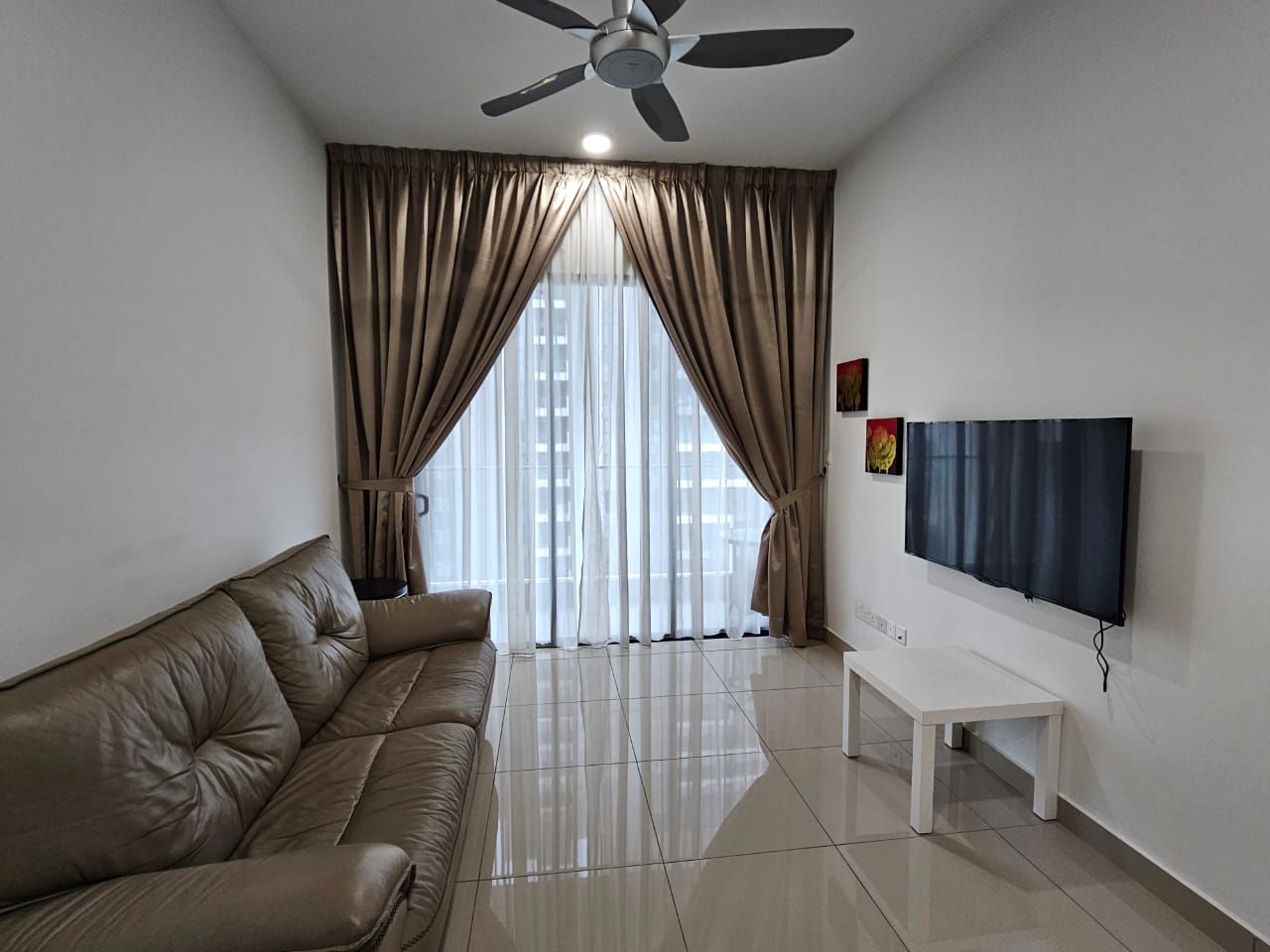 2 bedroom condo with perfect move in condition - Image 1