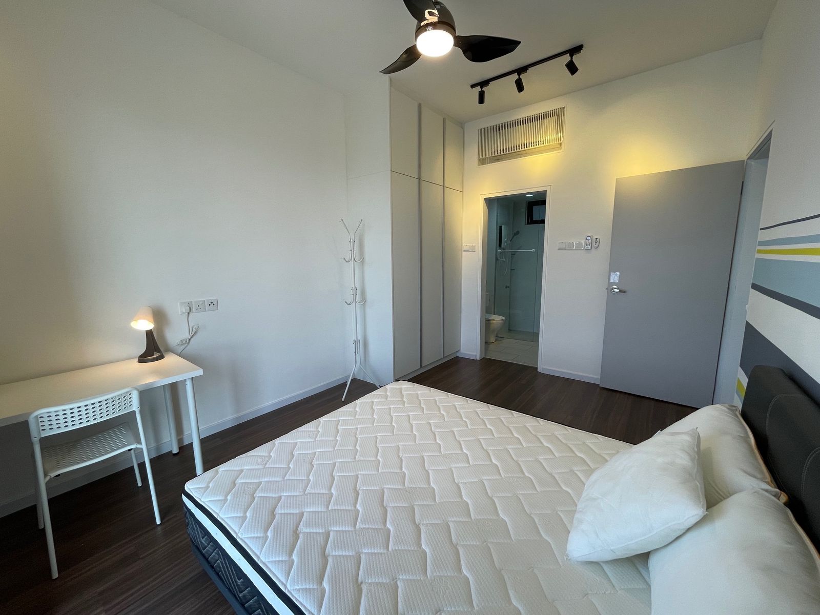 Vertu Resort Batu Kawan FOR SALE | Direct Owner | High Floor | 2 Car Parks - Image 5