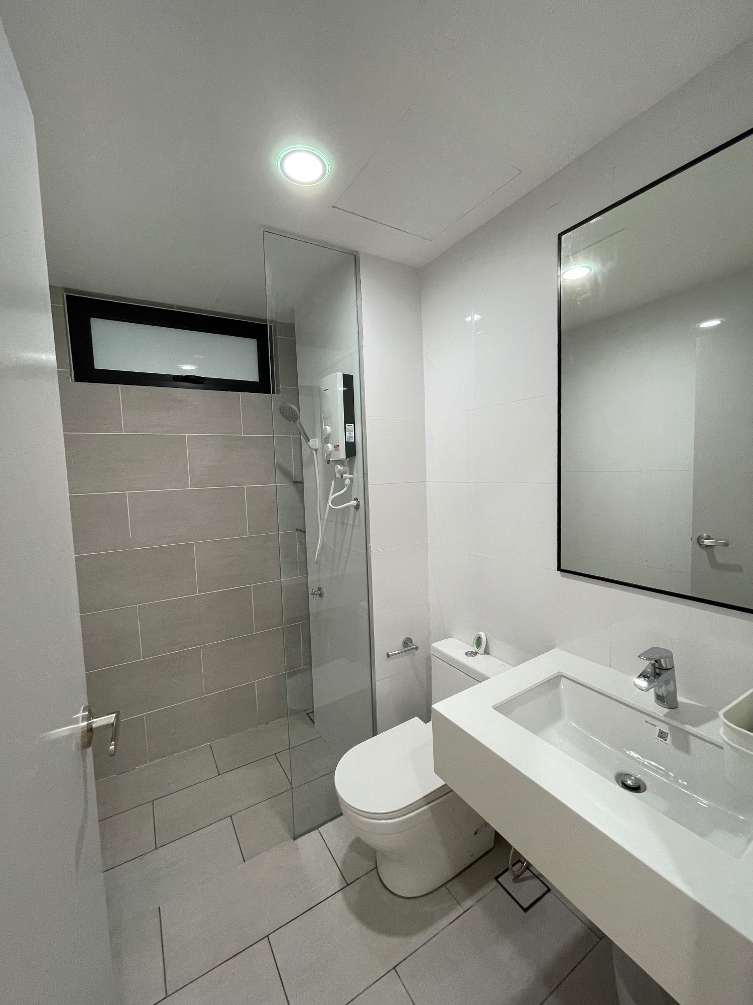 Vertu Resort Batu Kawan FOR SALE | Direct Owner | High Floor | 2 Car Parks - Image 8