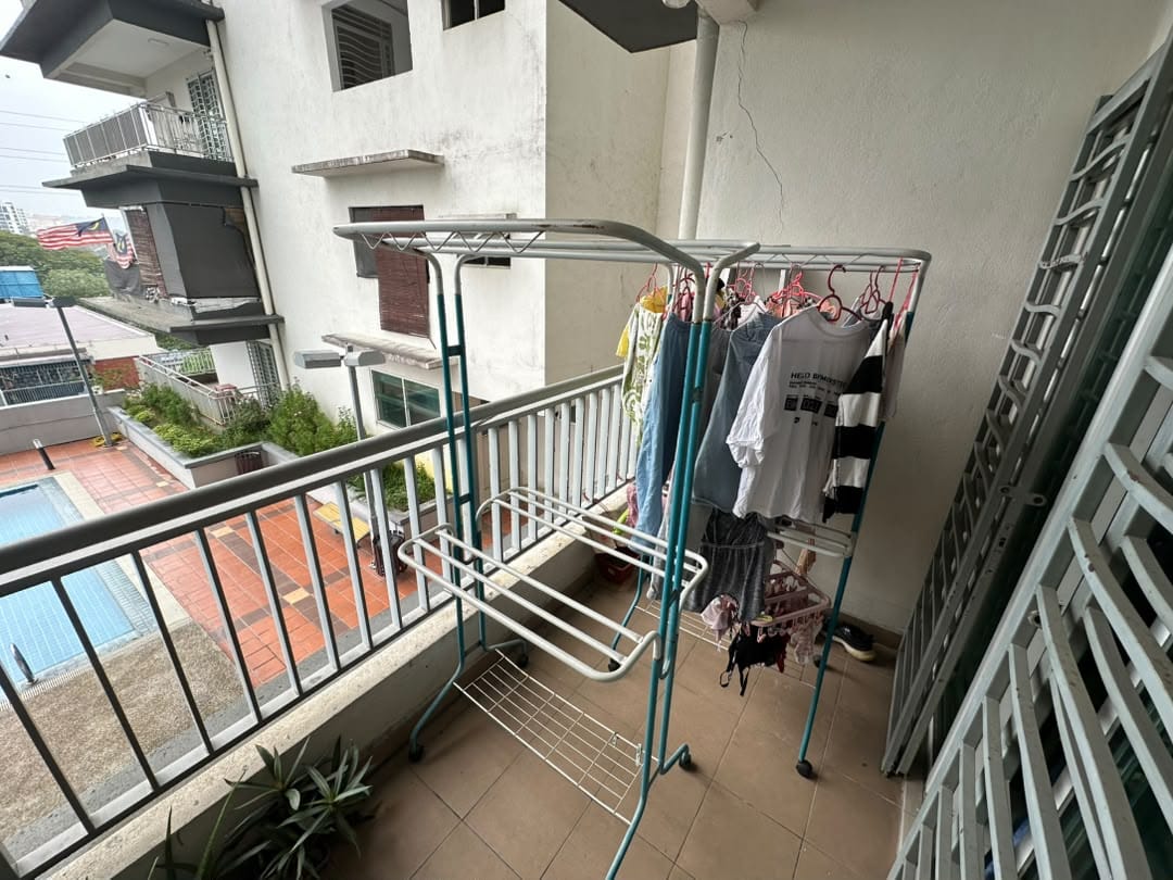 ROOM FOR RENT SERI PUTERI CONDO , CHERAS WALKING DISTANCE TO LRT STATION - Image 3