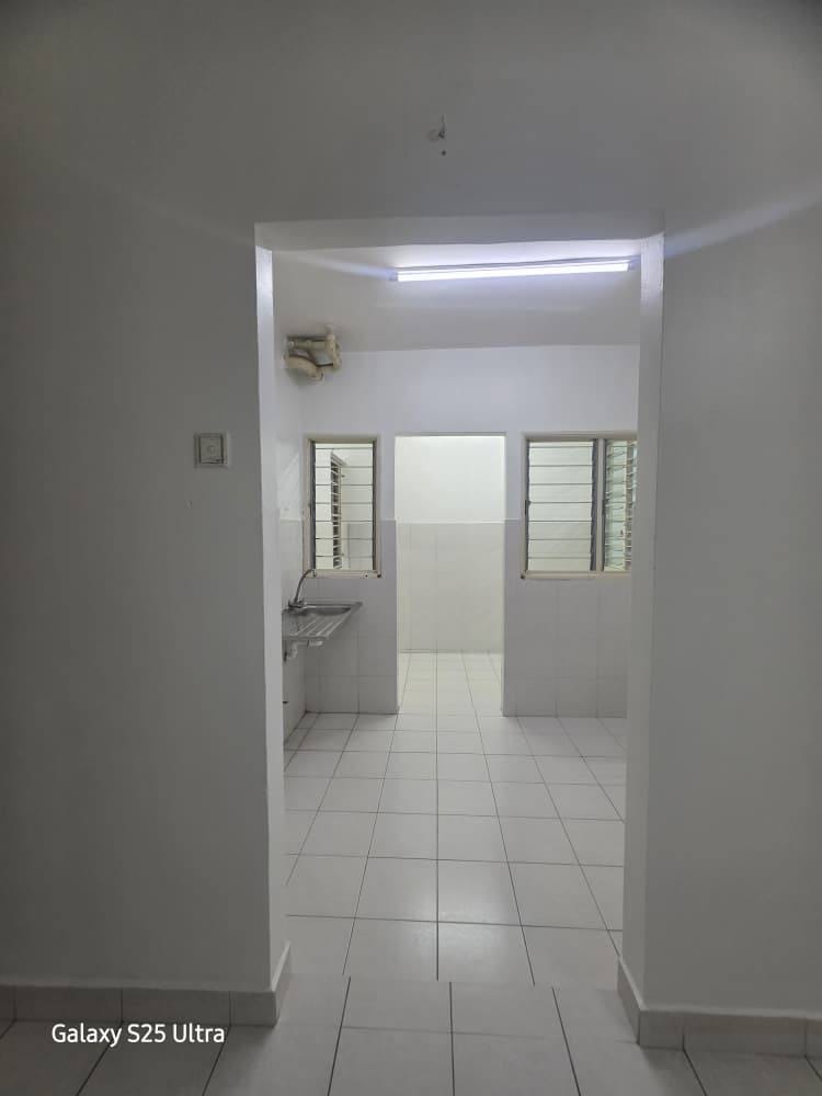 CORNER UNIT BLOK A2 Teratai Apartment, Taman Sutera, Kajang (WALK UP) - Image 4