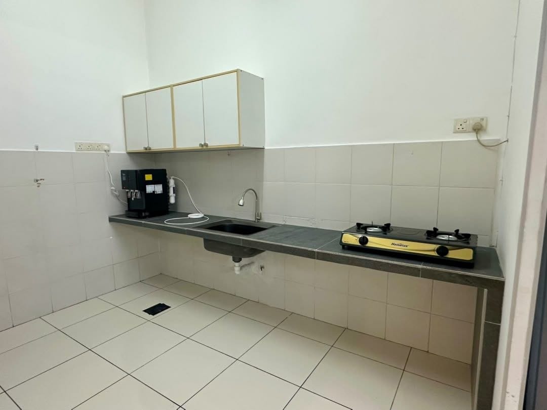 Kitchen - NUSA SENTRAL Double Storey Terraced 4 Bedroom For Rent - Image 11