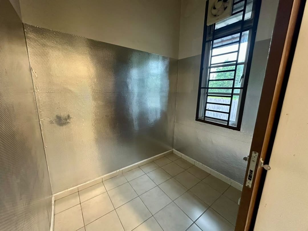NUSA SENTRAL Double Storey Terraced 4 Bedroom For Rent - Image 4
