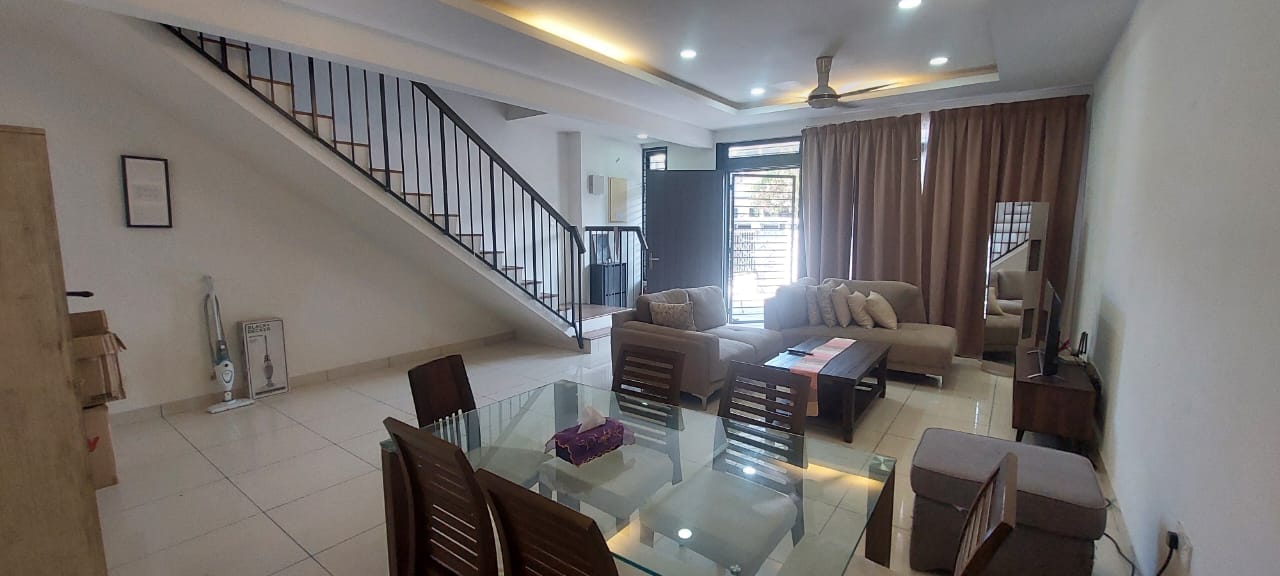 FULLY FURNISHED | 2 STOREY INTERMEDIATE, ELMINA VALLEY 1 | PRICED TO SELL FAST - Image 3