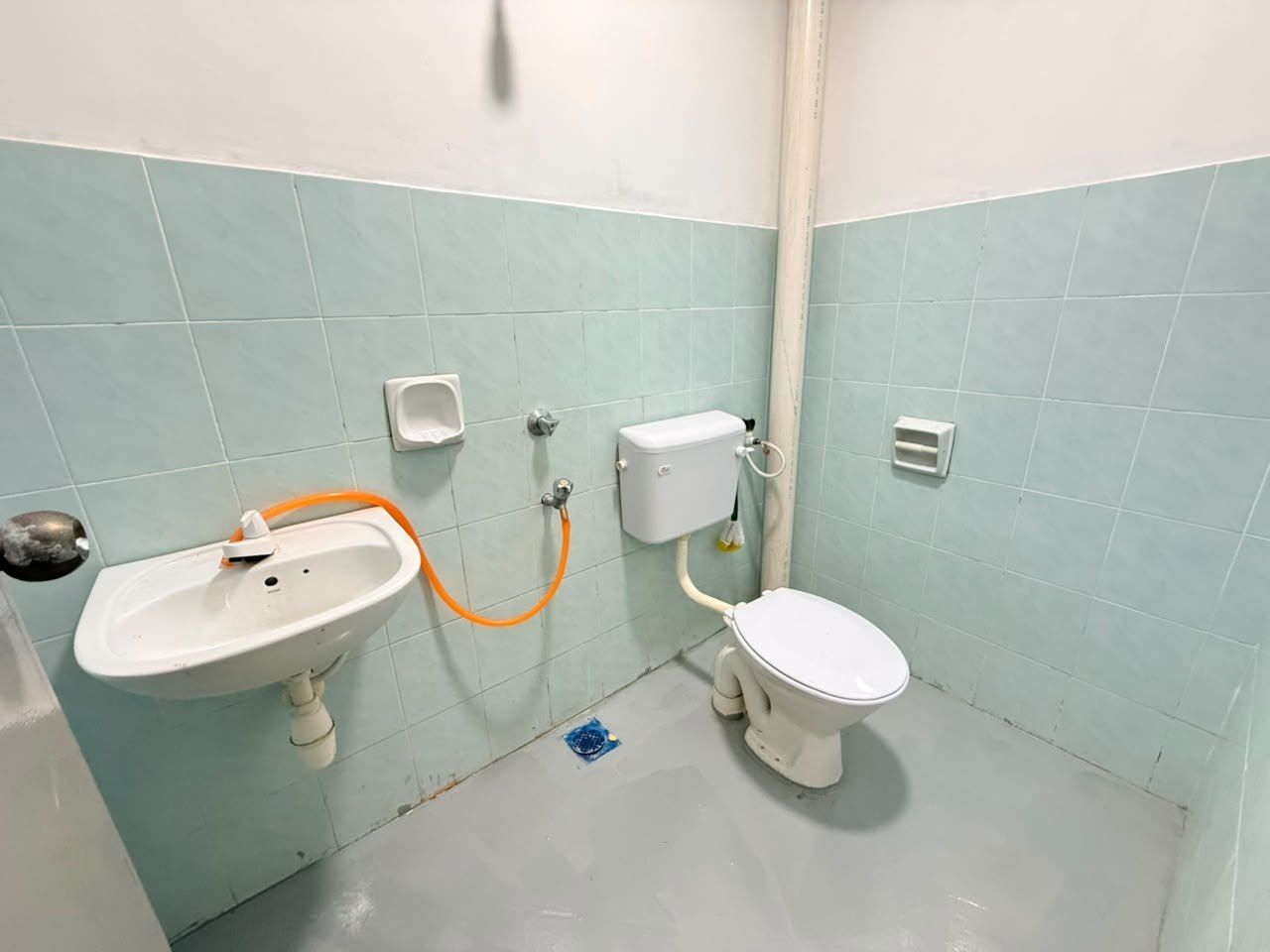 Bathroom - FOR SALE | Pulai Indah Skudai | Double Storey Terrace | 20’×70’ | RM588K - Image 15