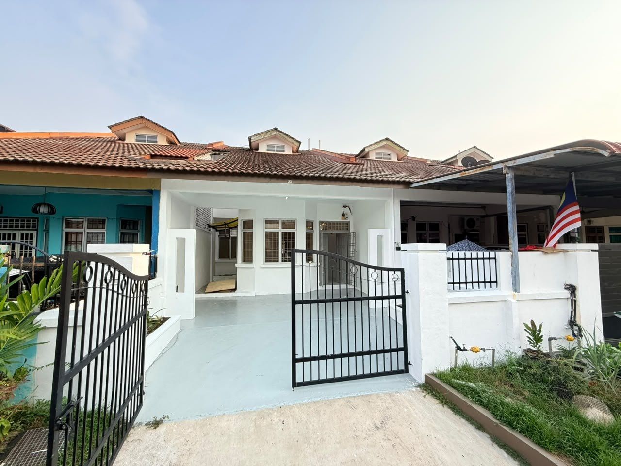 Exterior - FOR SALE | Pulai Indah Skudai | Double Storey Terrace | 20’×70’ | RM588K - Image 4