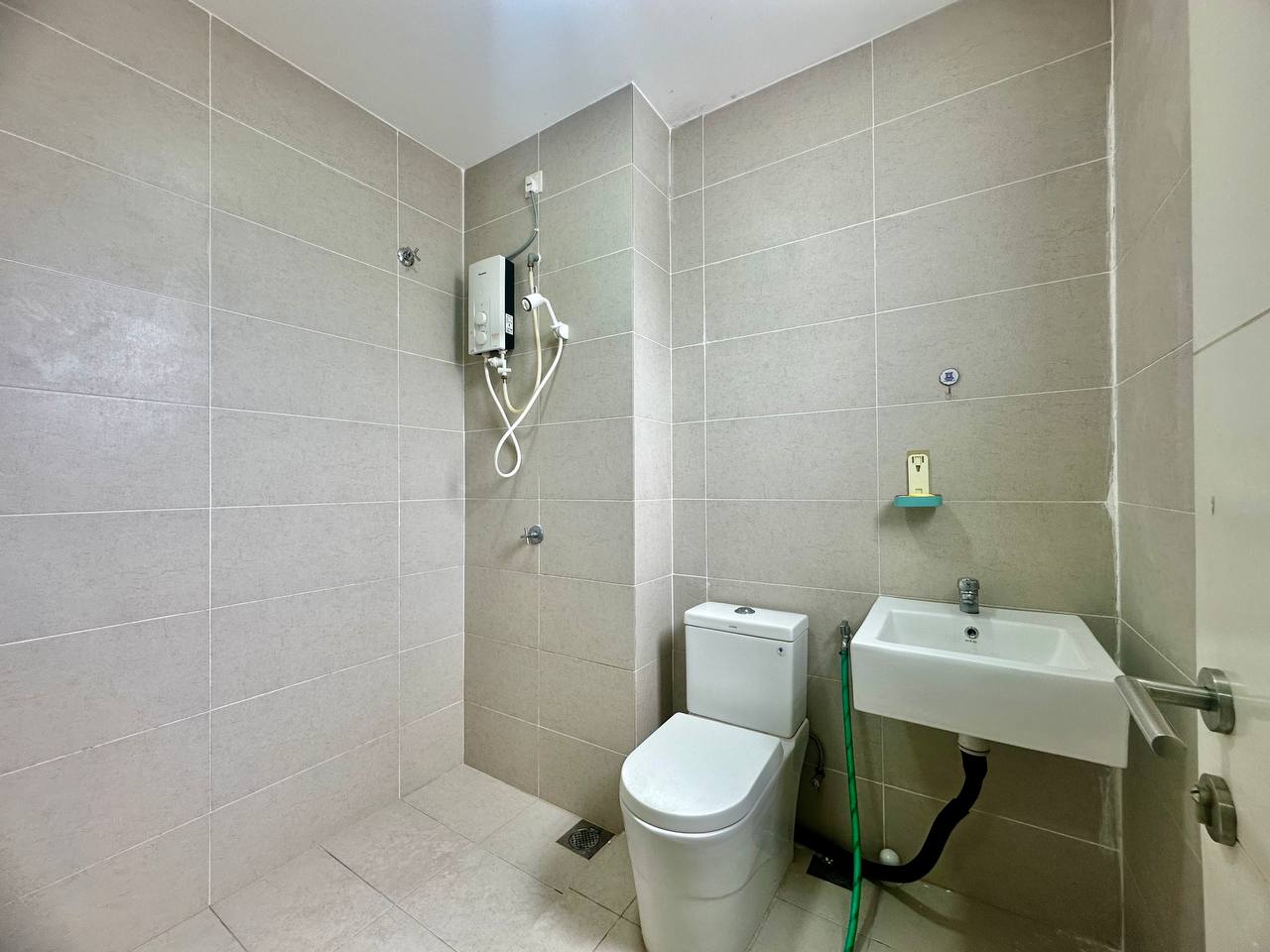 RENOVATED, BRAND NEW Double Storey Ara Sendayan 2 (Barinda), Bandar Sri Sendayan. - Image 19