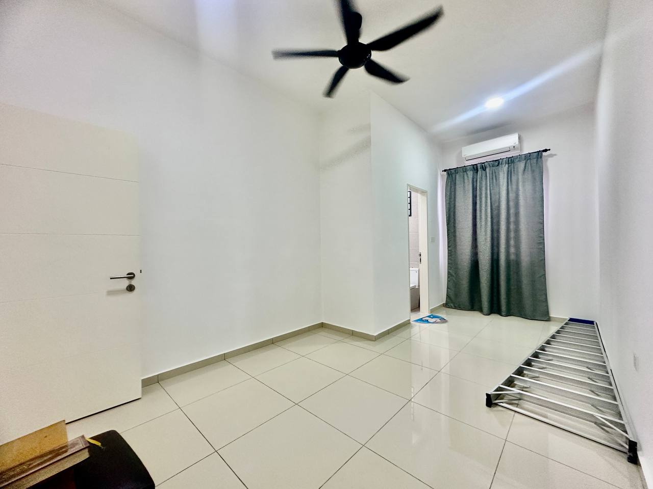 RENOVATED, BRAND NEW Double Storey Ara Sendayan 2 (Barinda), Bandar Sri Sendayan. - Image 22