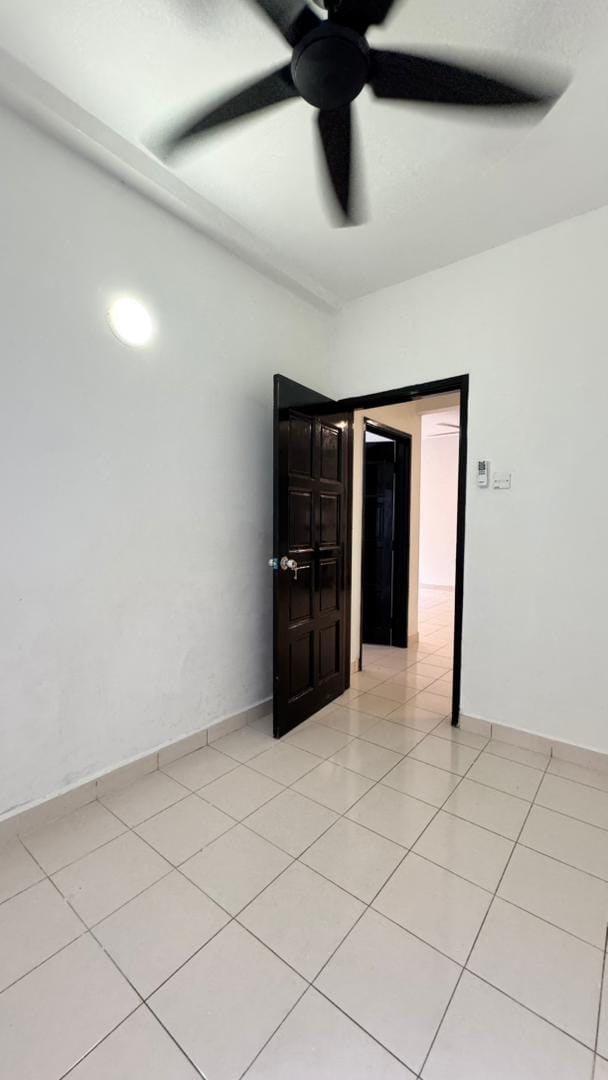 Strategic location in Jalan Kuching - Image 9