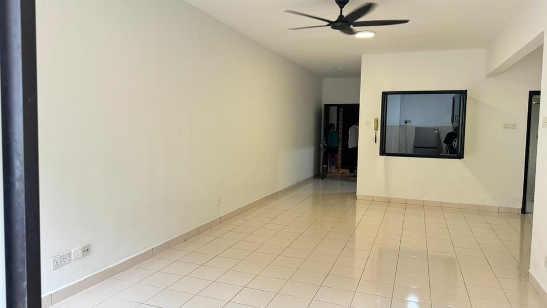 Strategic location in Jalan Kuching - Image 3