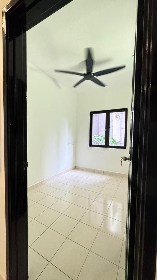 Strategic location in Jalan Kuching - Image 10