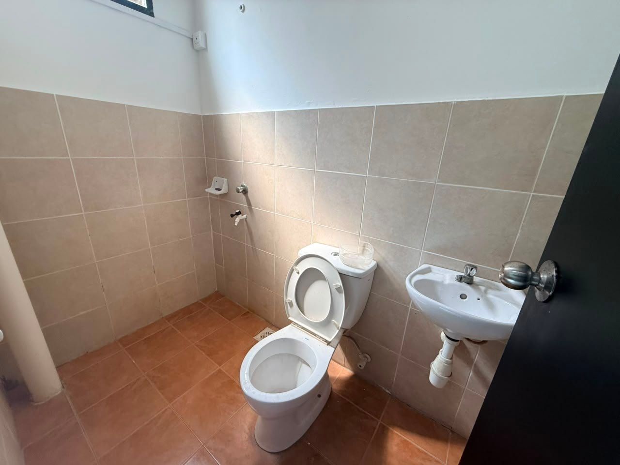 Bathroom - JALAN SCIENTEX JAYA 7 Double Storey Terraced 4 Bedroom For Sale - Image 9