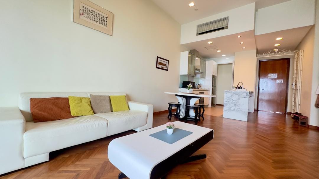 Straits Quay (The Suites at Waterside), Block E lower floor unit 1093sf - Image 9