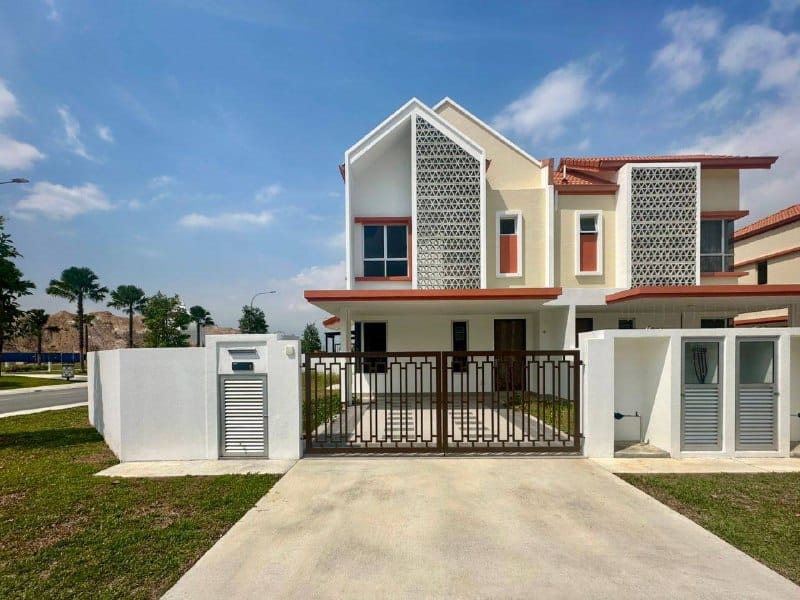 Exterior - Brand New Corner Lot 2-Storey Semi-D Cluster, Caralyn @ Setia Alam Sari Bangi – Next to Casablanca Park - Image 1