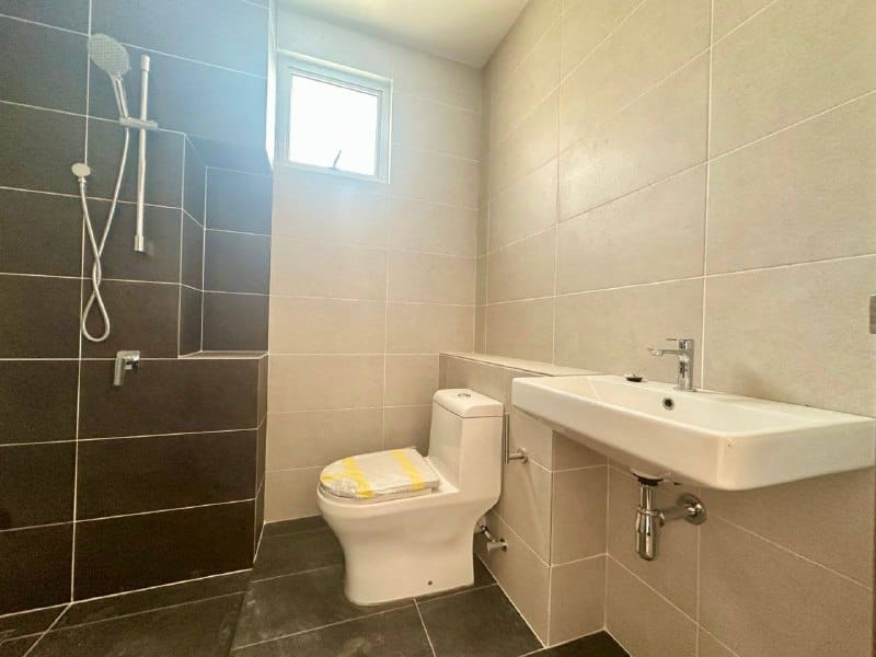 Bathroom - Brand New Corner Lot 2-Storey Semi-D Cluster, Caralyn @ Setia Alam Sari Bangi – Next to Casablanca Park - Image 17