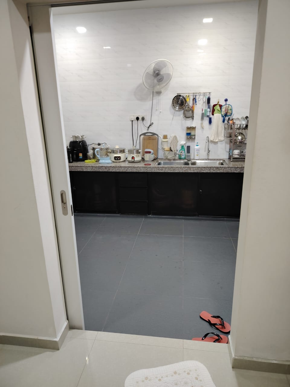 🔥 FOR SALE | Fully Renovated & Extended Corner Lot Unit in Kuantan! - Image 3