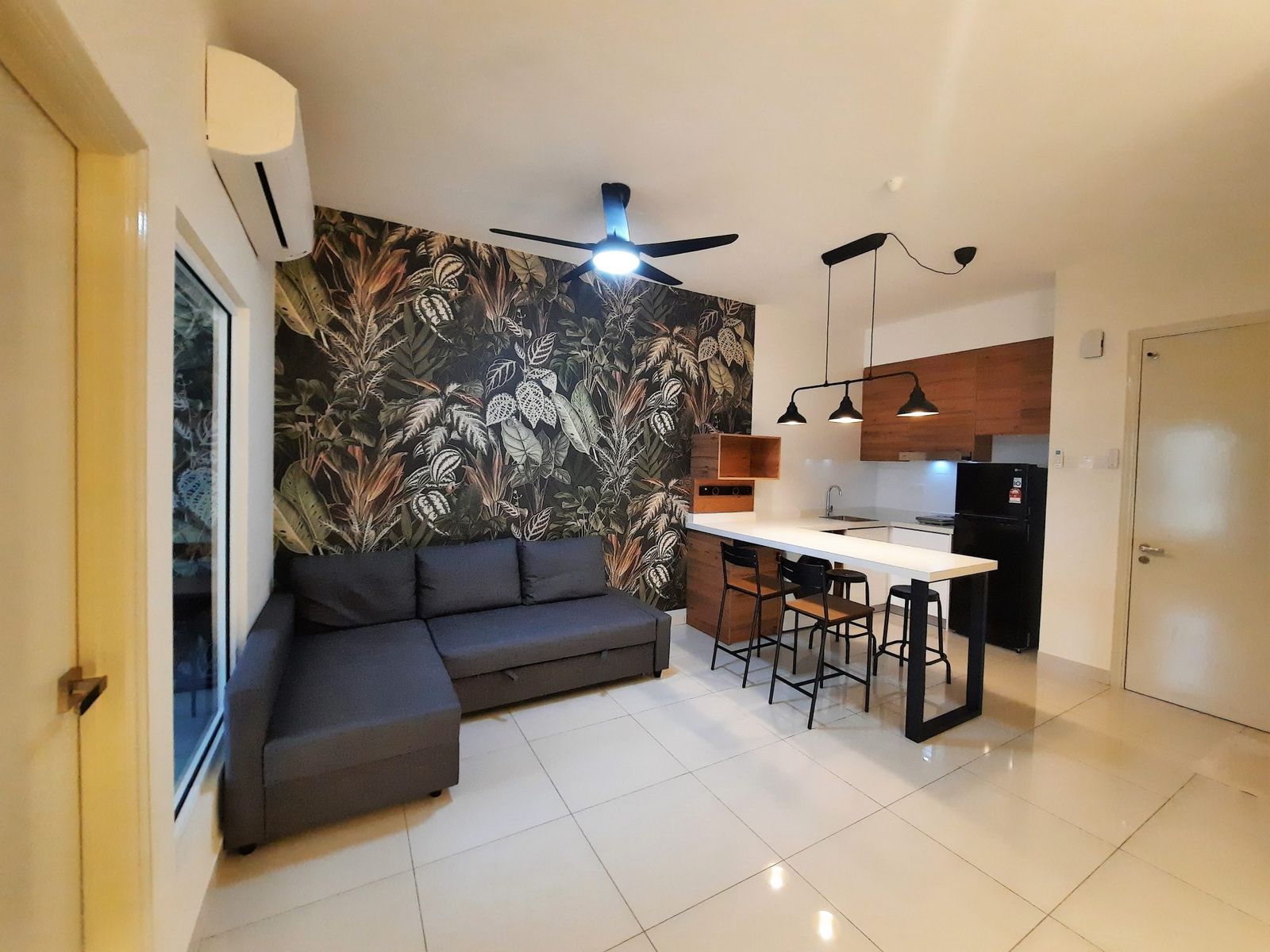 Living room - [Good for Rental Return] ARTE Mont Kiara, Fully-furnished Simplex for Sale - Image 2