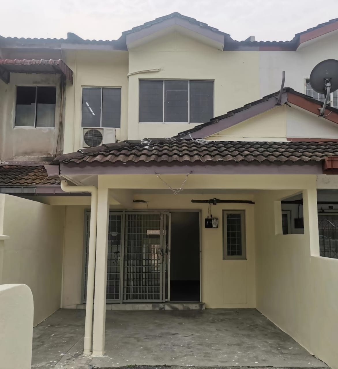 2 Storey Terrace House Puchong Jaya For Sale - Image 1