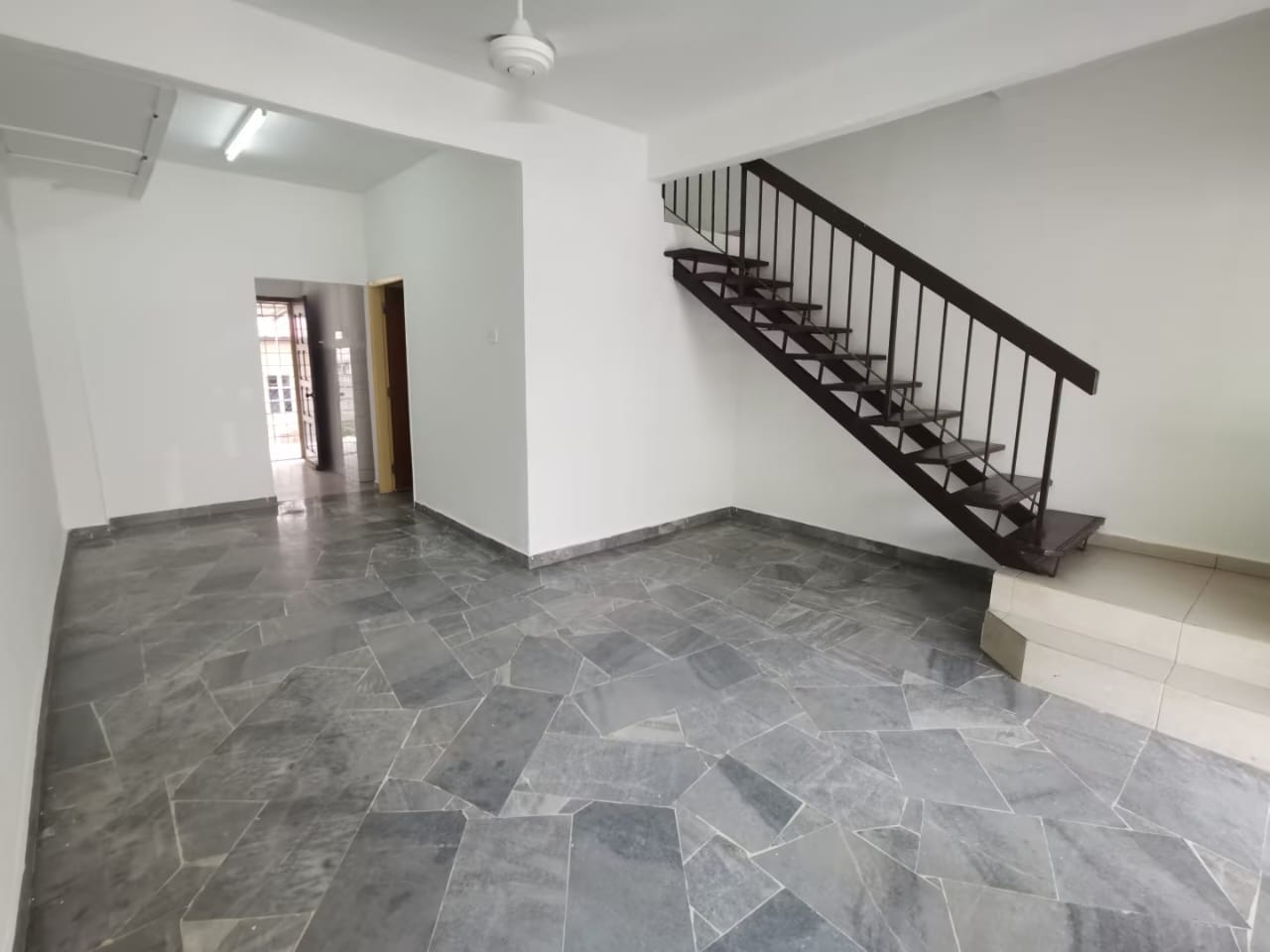 2 Storey Terrace House Puchong Jaya For Sale - Image 7