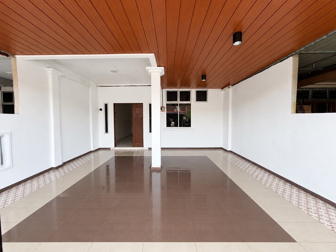 Bathroom - NAK SAVE DUIT UNTUK RENOVATE RUMAH TAPI NAK RUMAH DESIGN MODERN TERKINI? RUMAH SESUAI DENGAN KEPERLUAN ANDA‼️ - Image 2