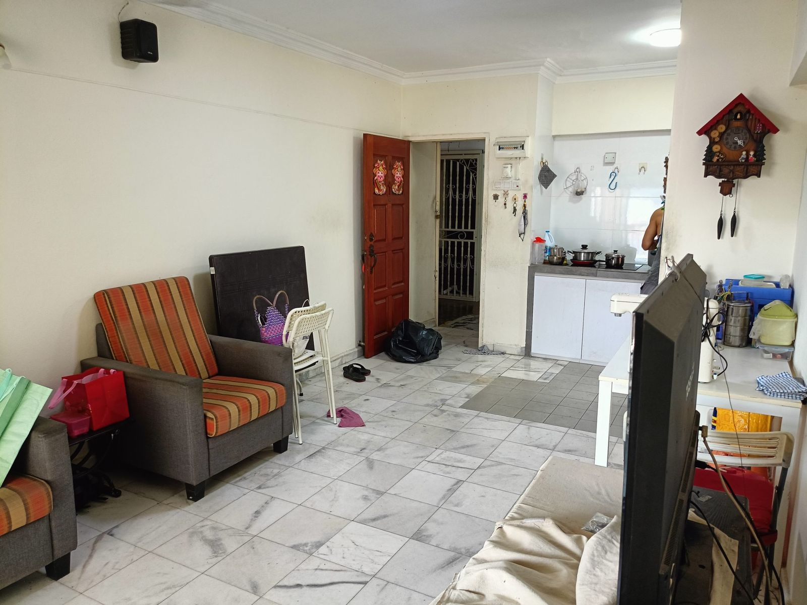 Dining - Desa Intan at Farlim, Block 7A High Floor unit FOR SALE  - Image 23
