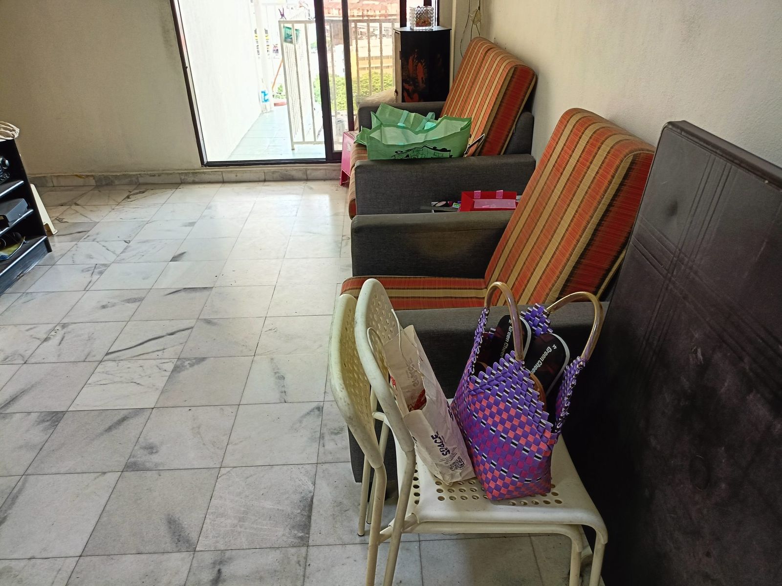 Living room - Desa Intan at Farlim, Block 7A High Floor unit FOR SALE  - Image 6