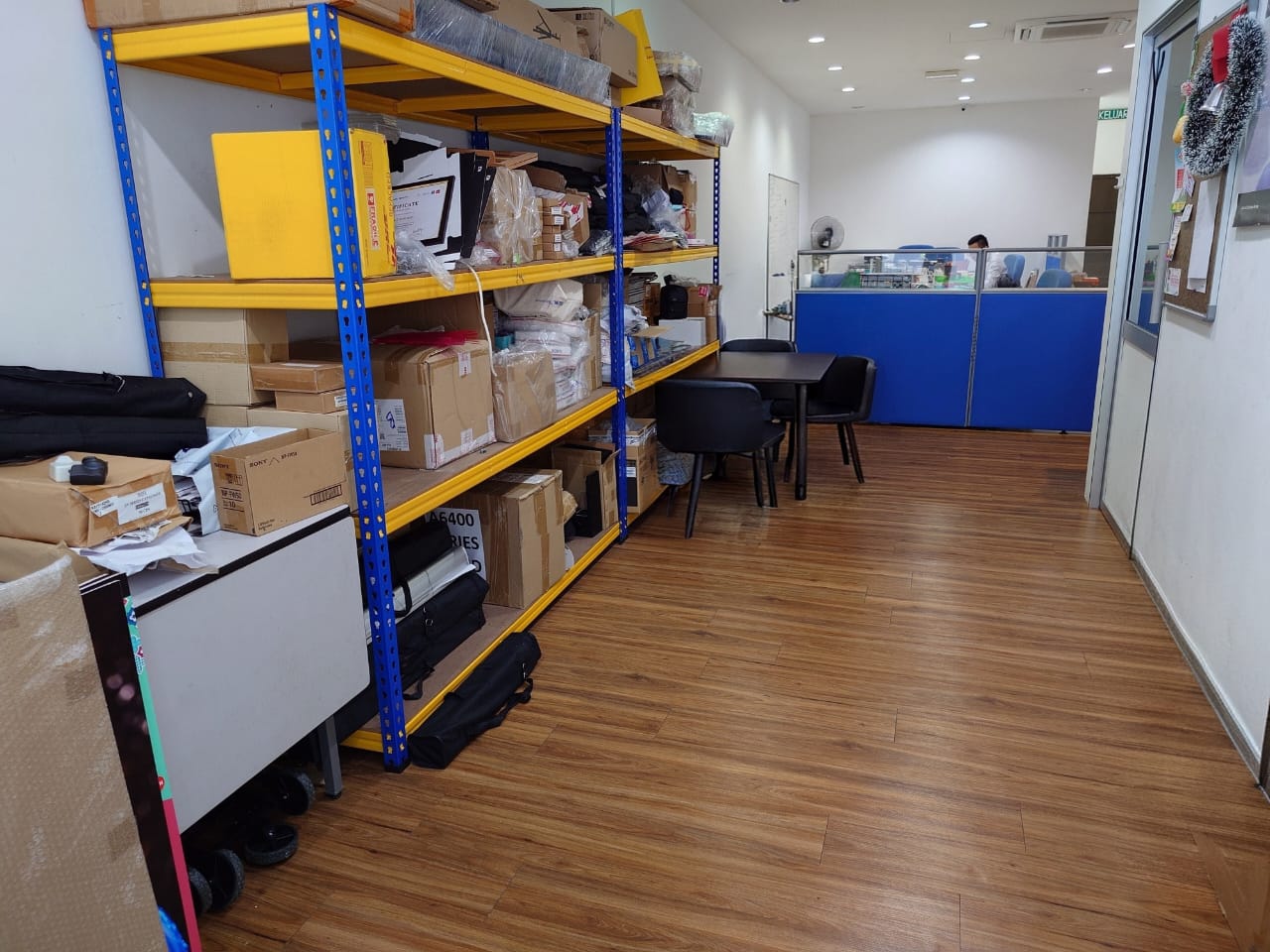 BayAvenue Ground Floor Shop Office FOR RENT @ Bayan Indah near Queensbay Mall  - Image 2