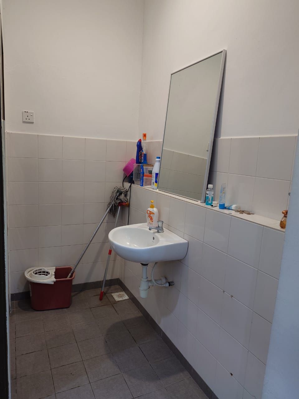 BayAvenue Ground Floor Shop Office FOR RENT @ Bayan Indah near Queensbay Mall  - Image 6