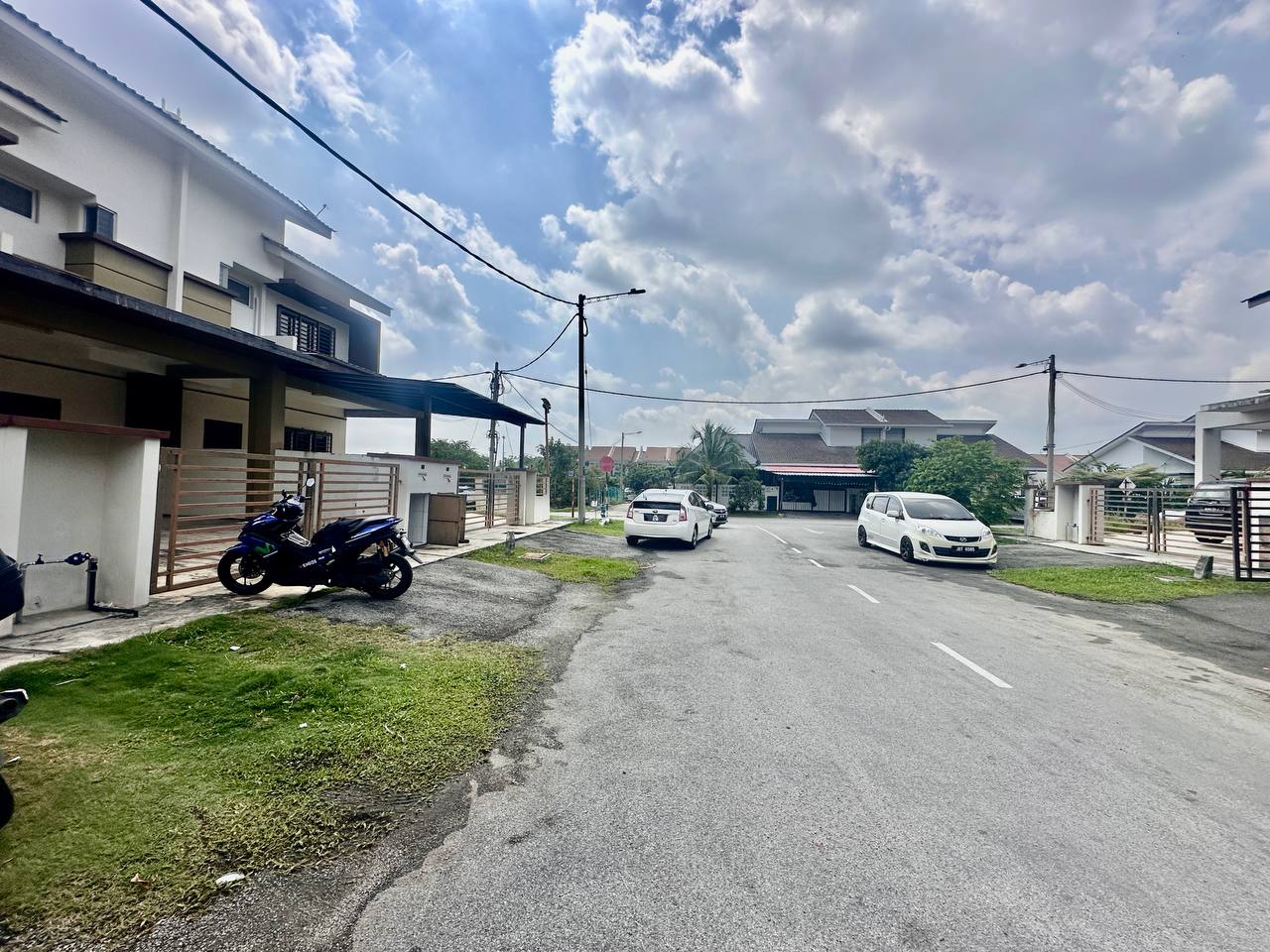 🔥NICE UNIT🔥Renovated, Double Storey Terrace, Taman Indah KLIA, Sepang. - Image 2