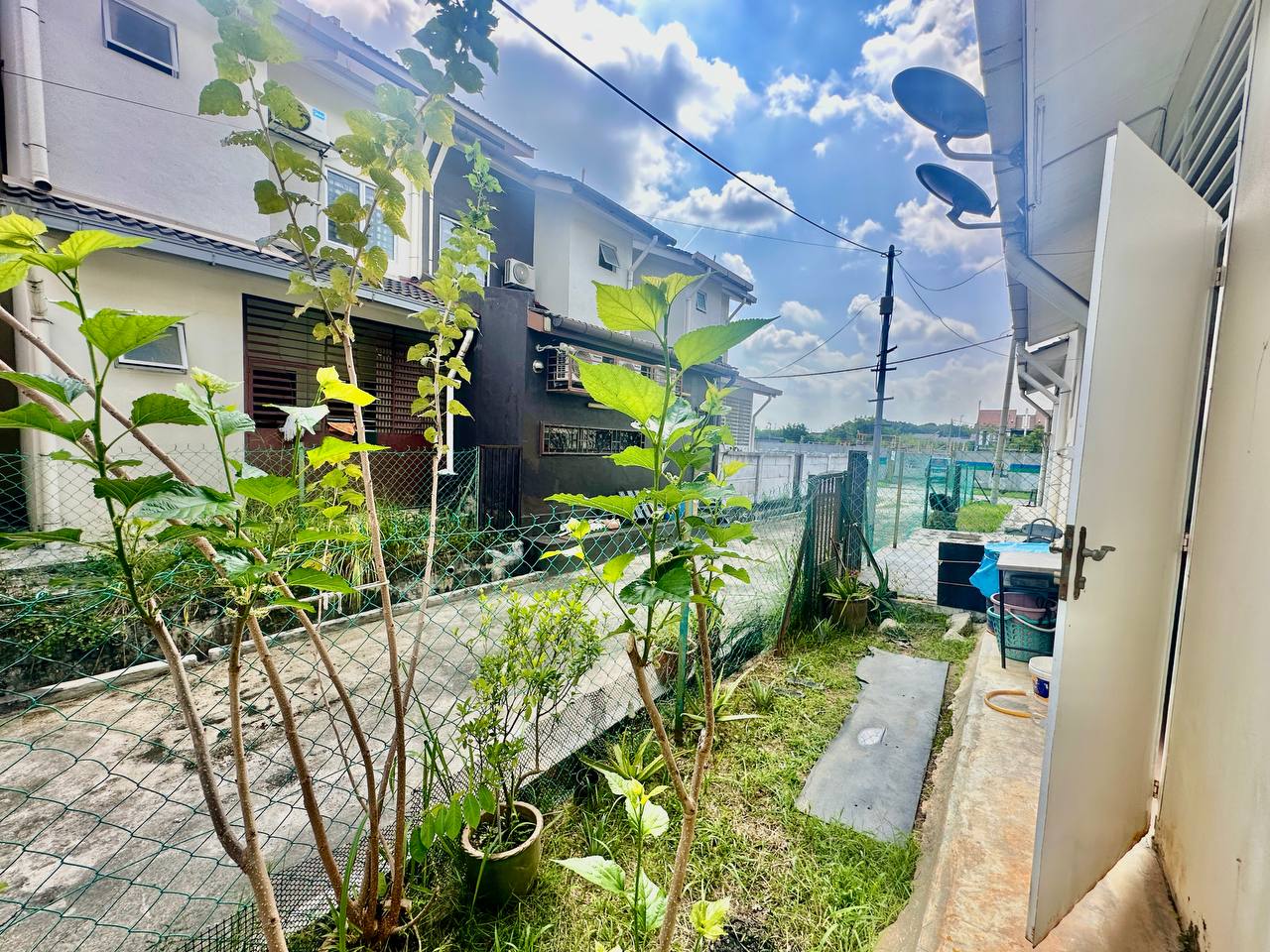 🔥NICE UNIT🔥Renovated, Double Storey Terrace, Taman Indah KLIA, Sepang. - Image 14