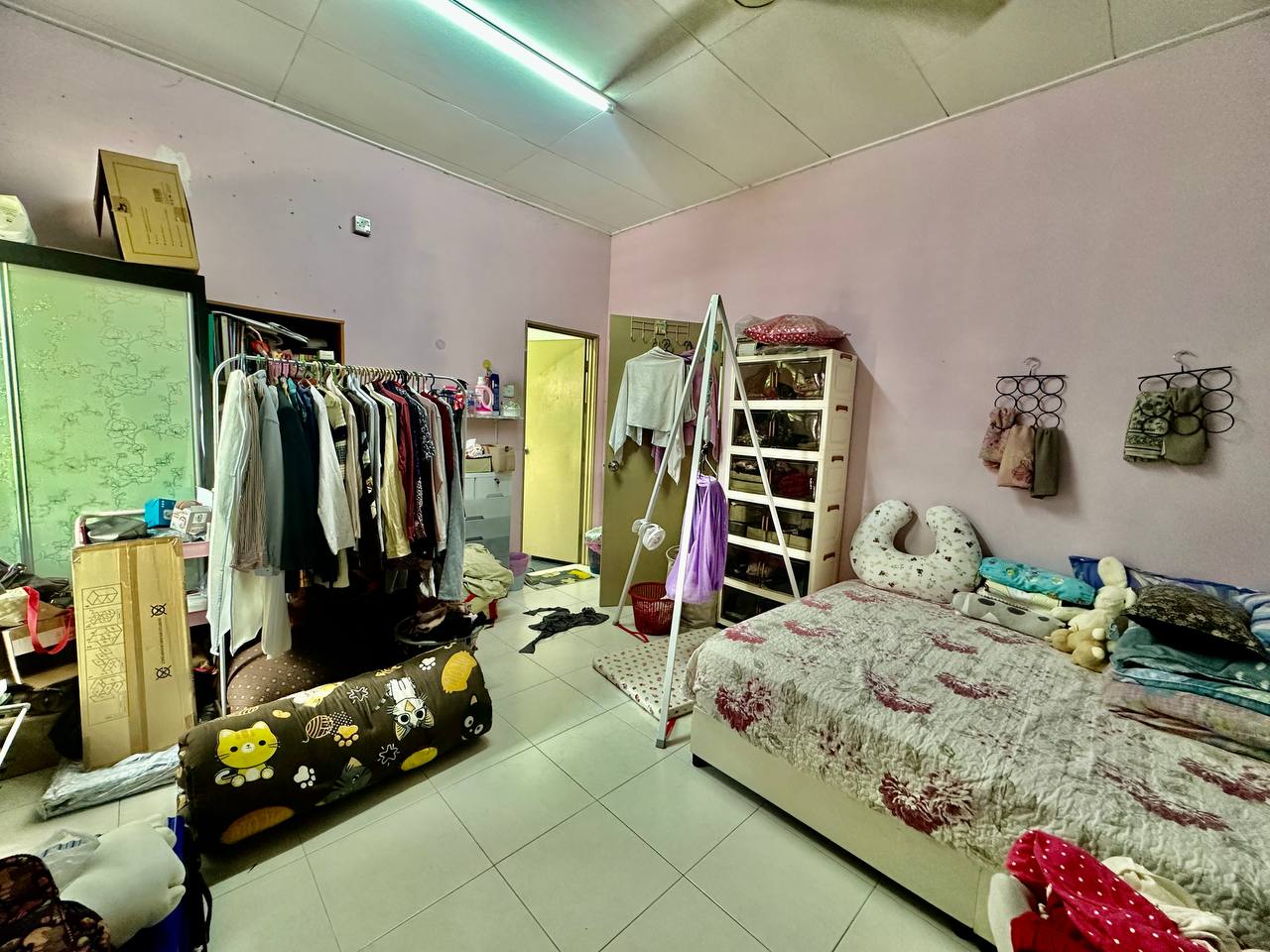 Double Storey Terrace, Taman Desa Salak Mentari, Salak Tinggi ,Sepang , Selangor. - Image 15