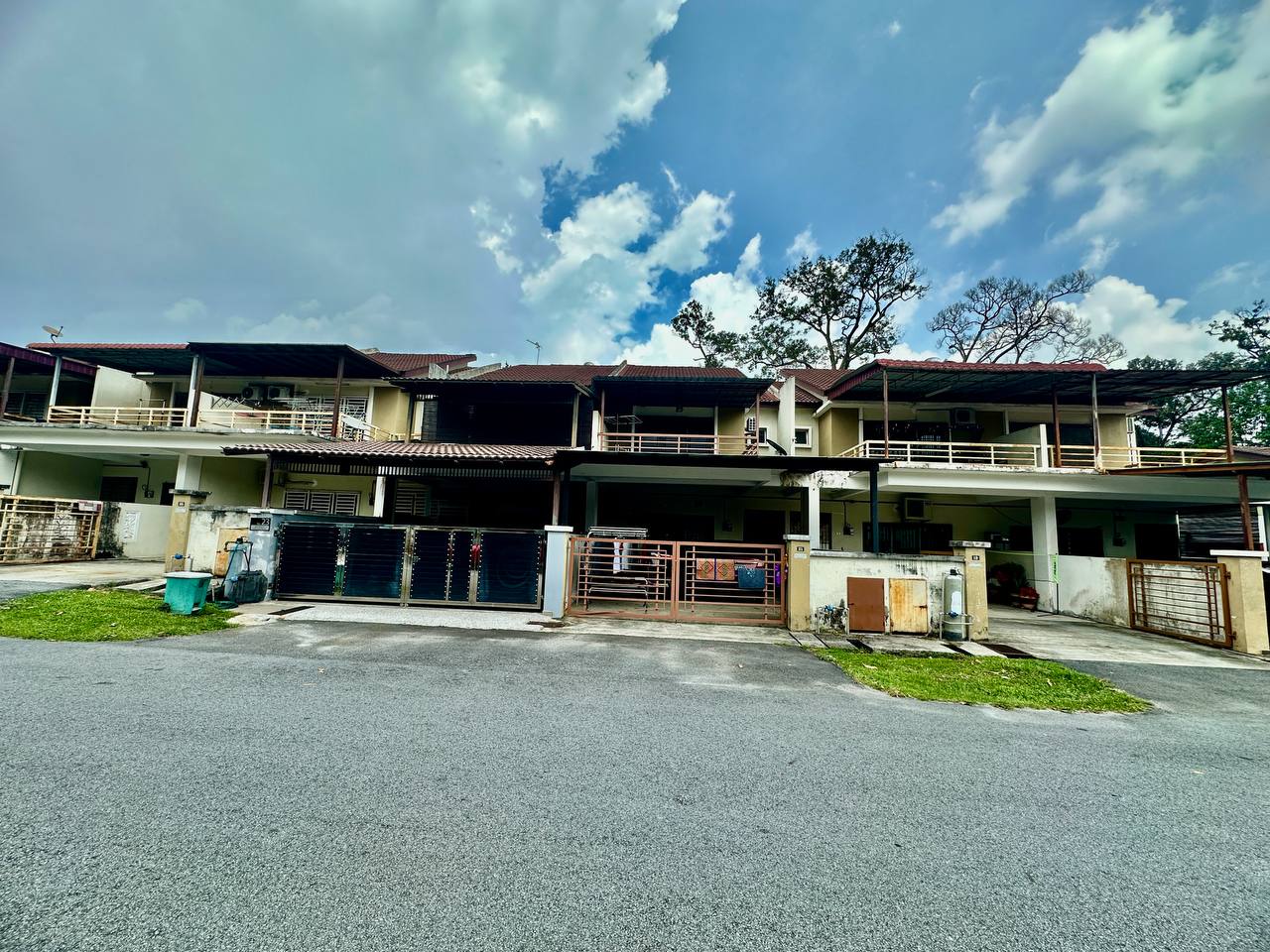Double Storey Terrace, Taman Desa Salak Mentari, Salak Tinggi ,Sepang , Selangor. - Image 5