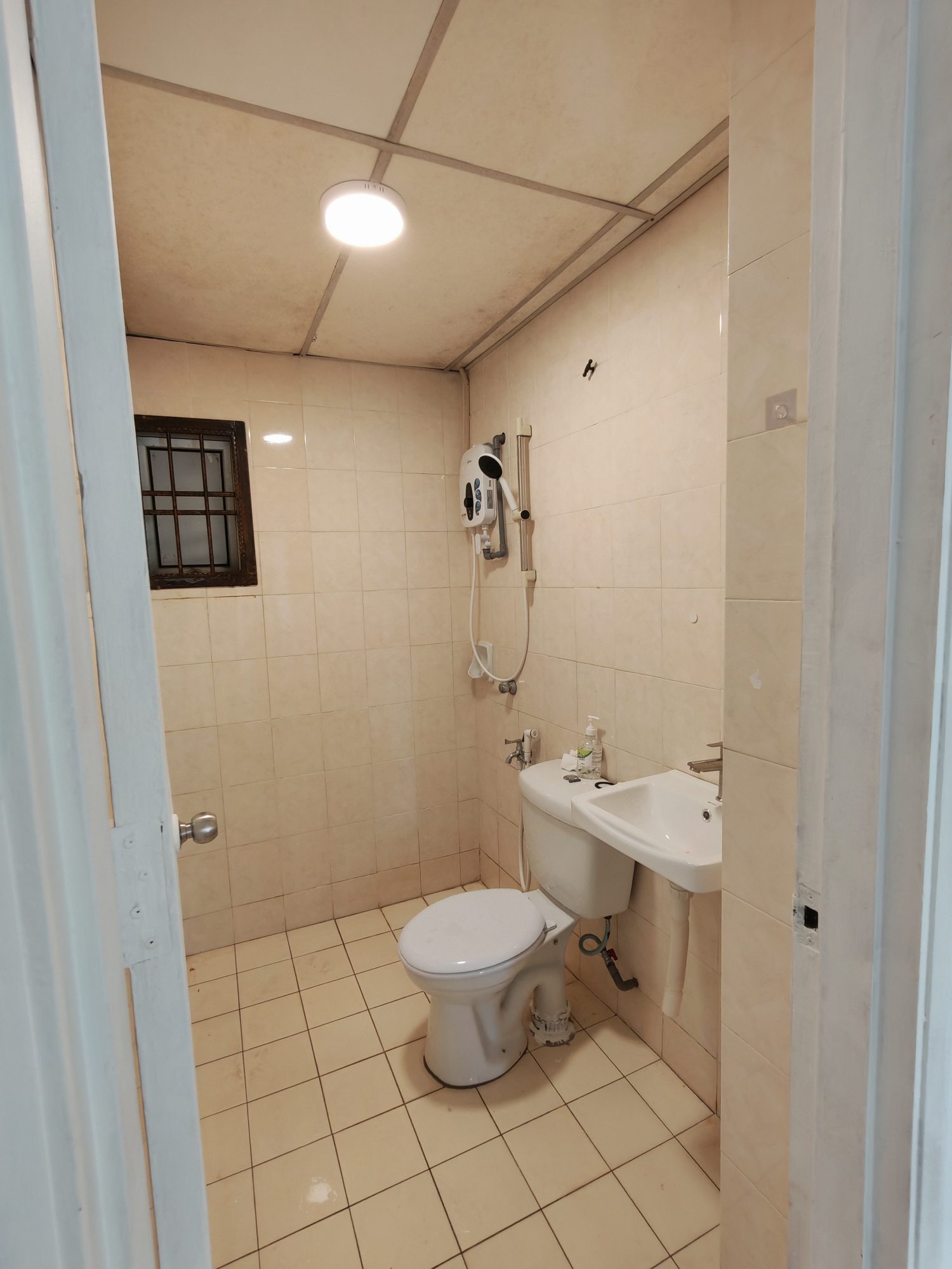 PRIMA REGENCY APARTMENT Condo/Apartment 3 Bedroom For Rent - Image 4