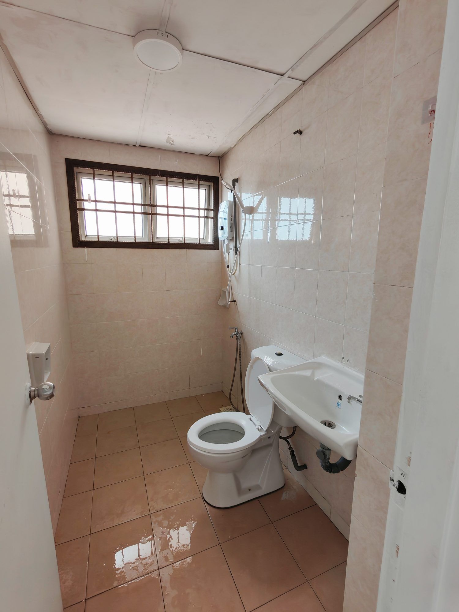 PRIMA REGENCY APARTMENT Condo/Apartment 3 Bedroom For Rent - Image 6