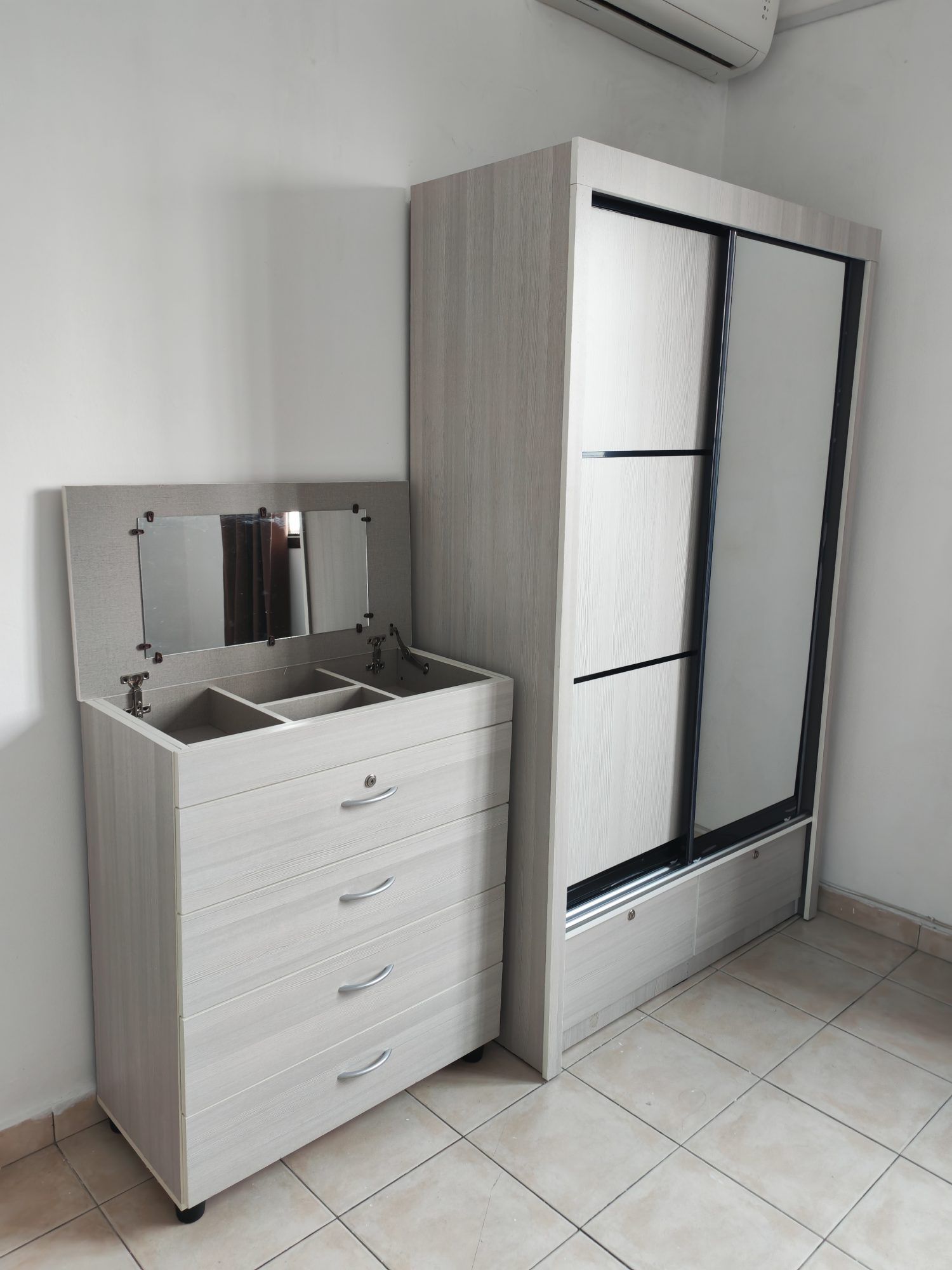 PRIMA REGENCY APARTMENT Condo/Apartment 3 Bedroom For Rent - Image 7