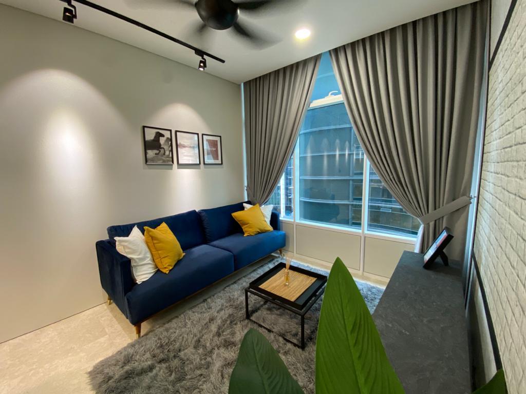 Living room - Sky Suites @ KLCC, Tenanted & Fully Furnished - Image 2